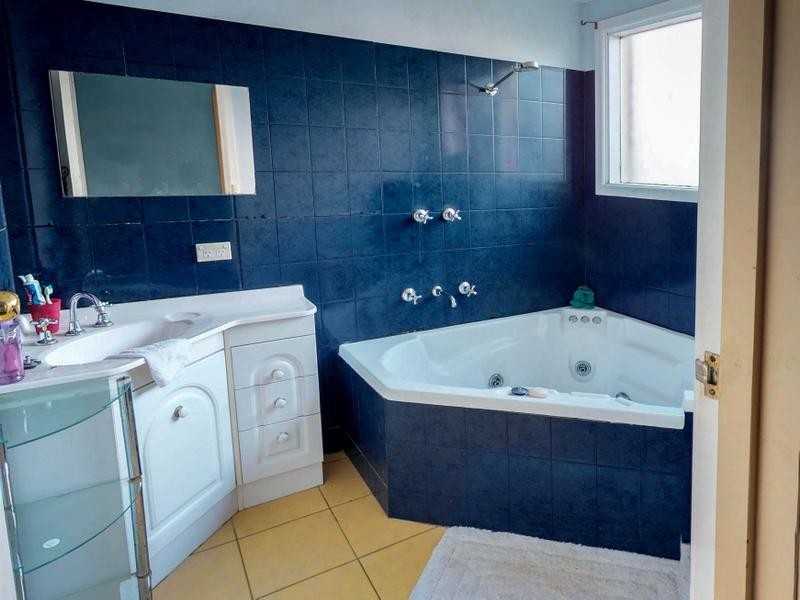 16 Louise Road, Austins Ferry TAS 7011