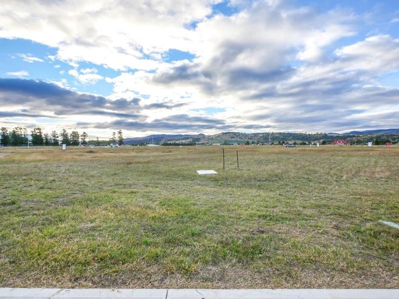 52 Menin Drive, Brighton TAS 7030