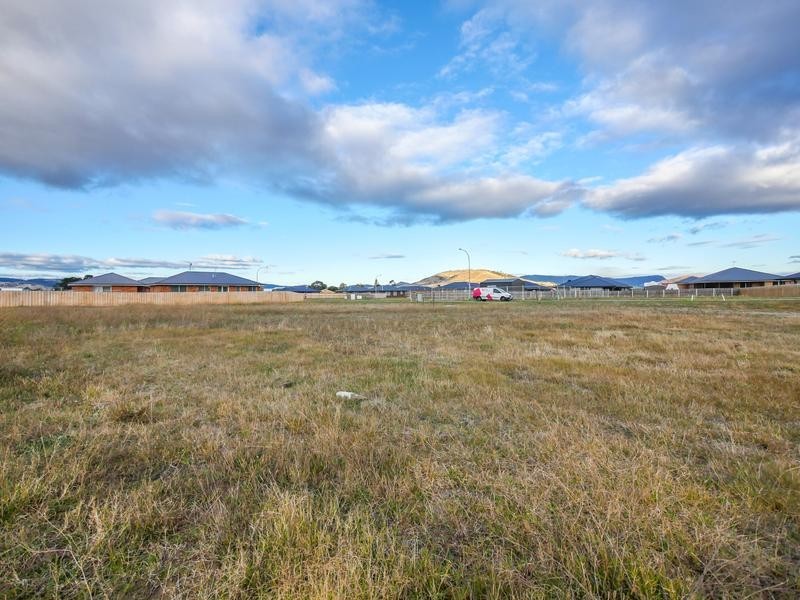 52 Menin Drive, Brighton TAS 7030