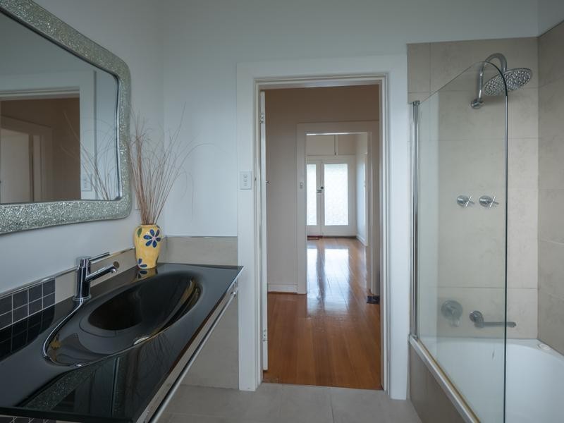 6 Milton Crescent, Moonah TAS 7009