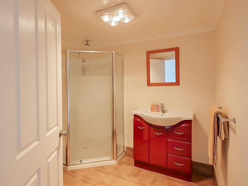 6 Milton Crescent, Moonah TAS 7009