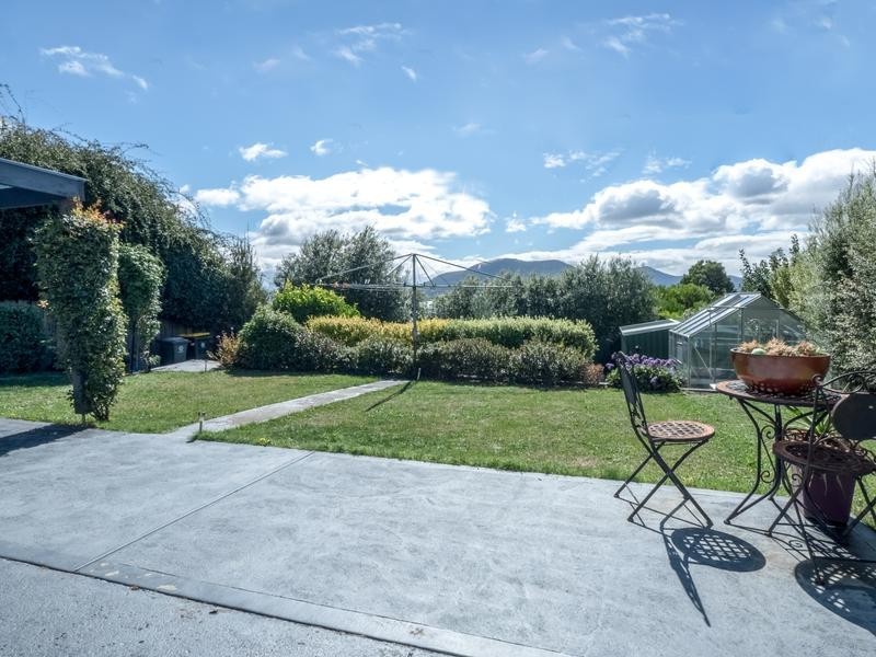 6 Milton Crescent, Moonah TAS 7009