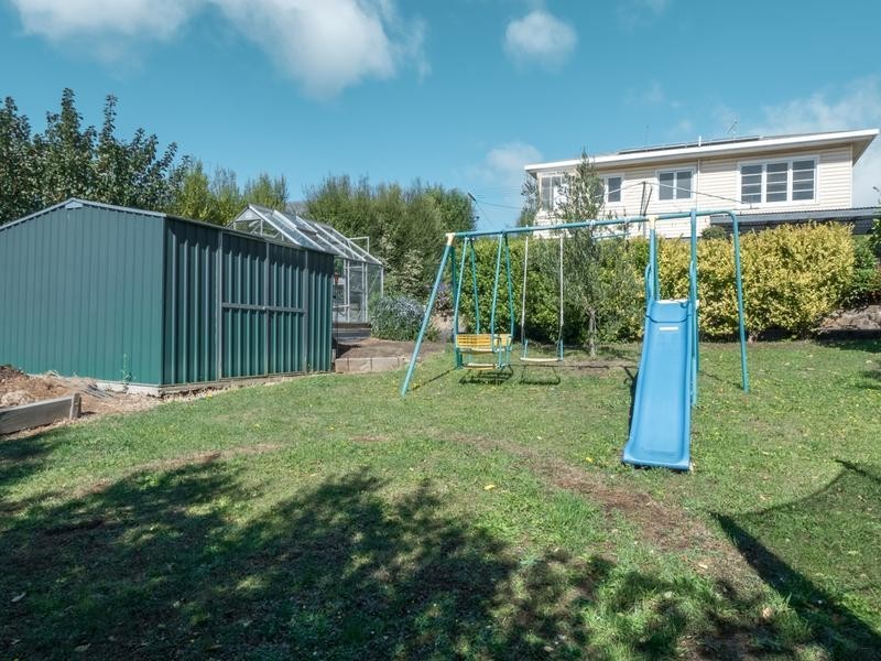 6 Milton Crescent, Moonah TAS 7009