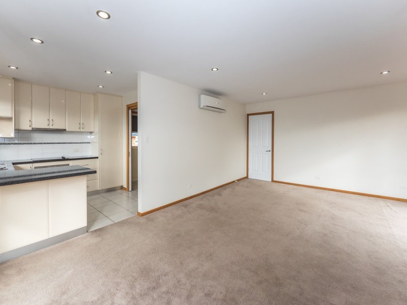 4/9 Henry Place, Brighton TAS 7030