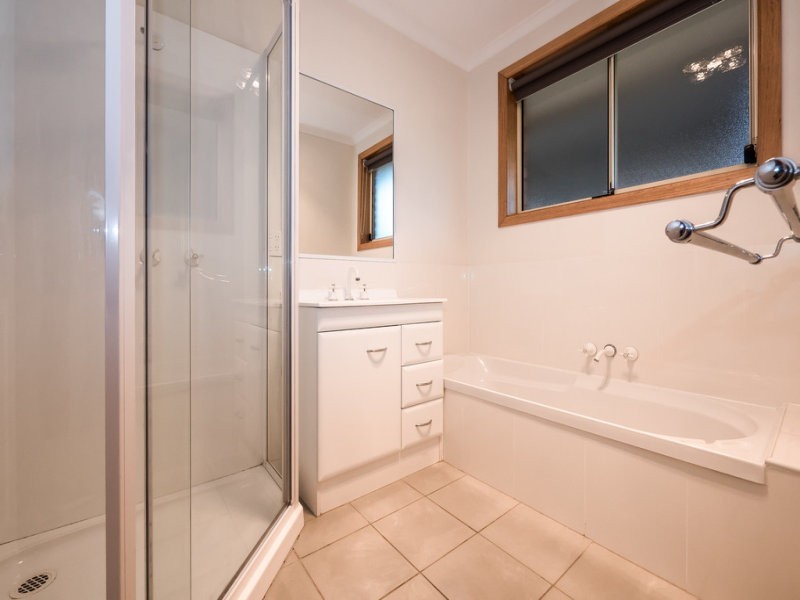 4/9 Henry Place, Brighton TAS 7030