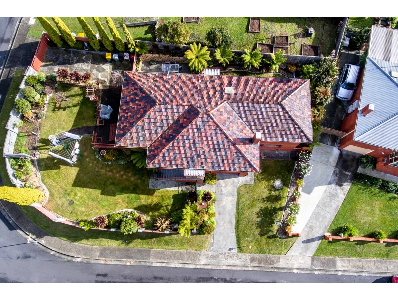 32 Hudson Crescent, Glenorchy TAS 7010
