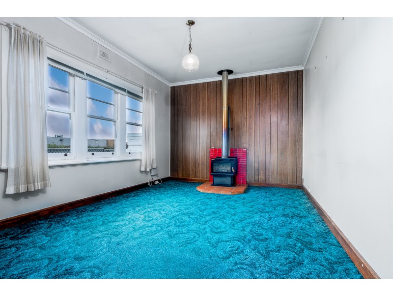 1 Philip Avenue, Montrose TAS 7010
