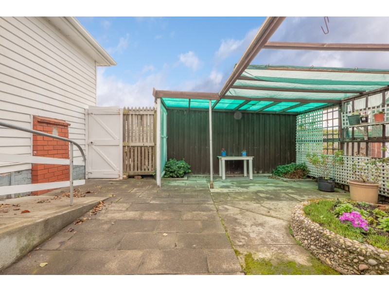 1 Philip Avenue, Montrose TAS 7010