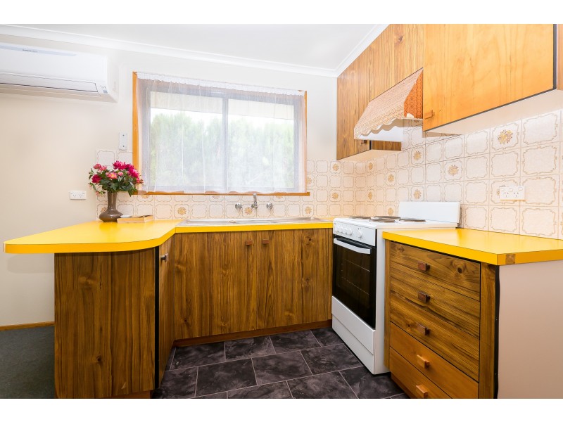 2/1 Simpson Place, Rosetta TAS 7010