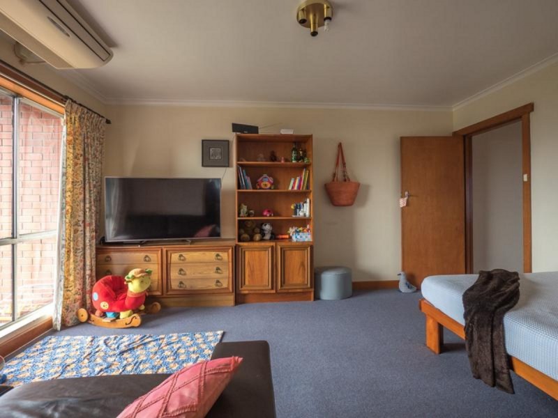 1/73 Ashbourne Grove, West Moonah TAS 7009