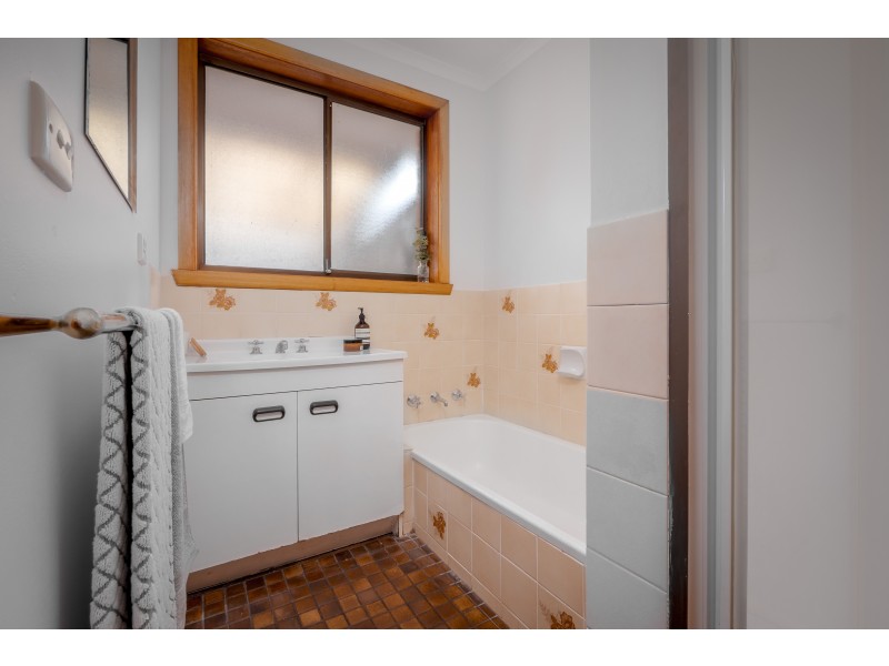 1/4 Atherton Avenue, West Moonah TAS 7009