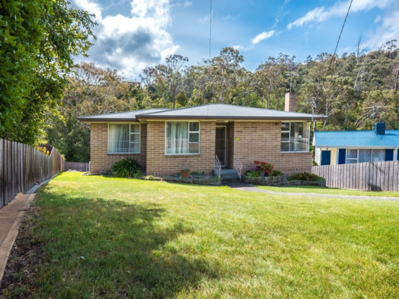 80 Chippendale  Street, Claremont TAS 7011