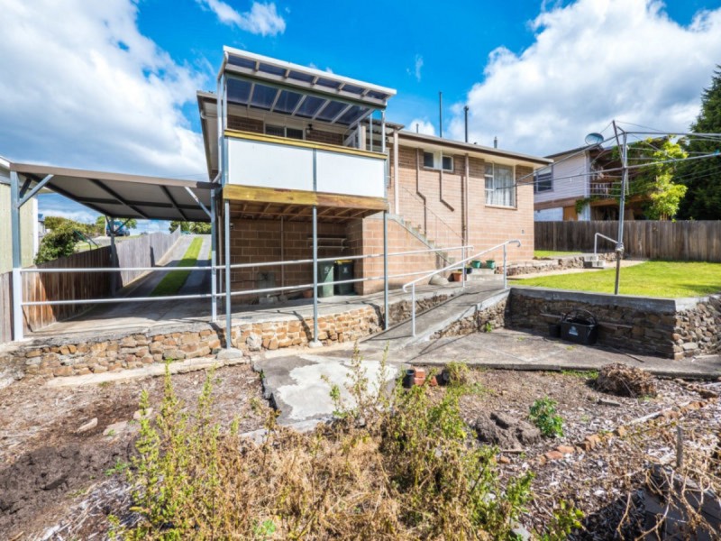 80 Chippendale  Street, Claremont TAS 7011