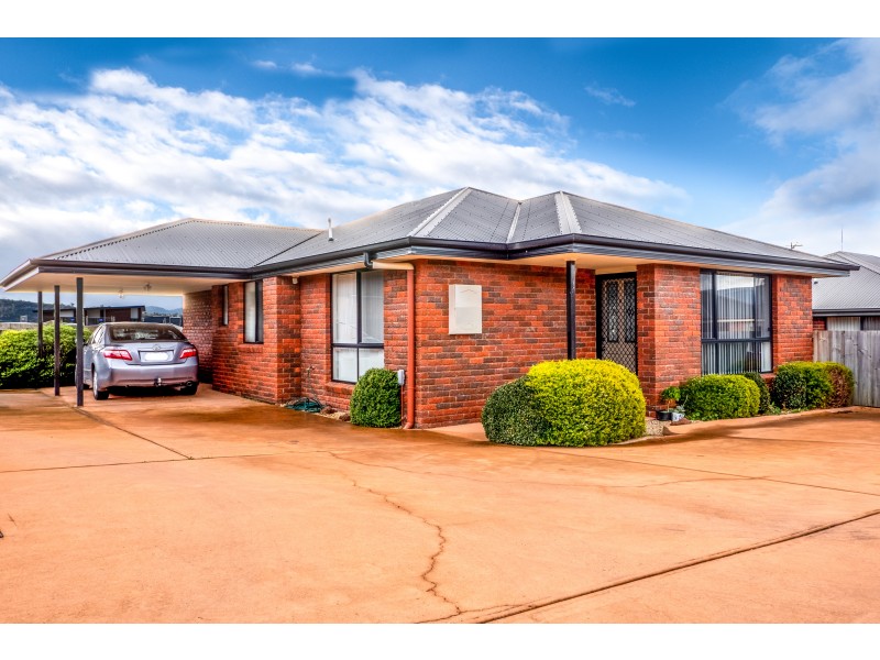2/18A Burrows Avenue, Brighton TAS 7030
