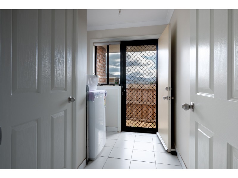 2/18A Burrows Avenue, Brighton TAS 7030