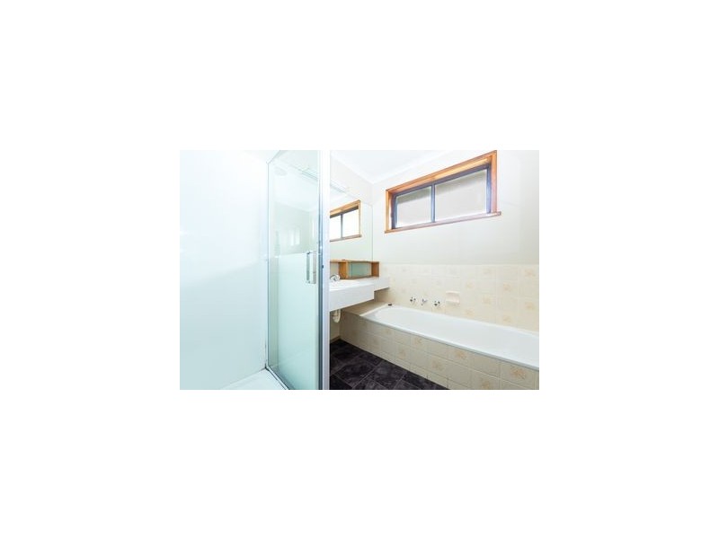 2/1 Simpson Place, Rosetta TAS 7010
