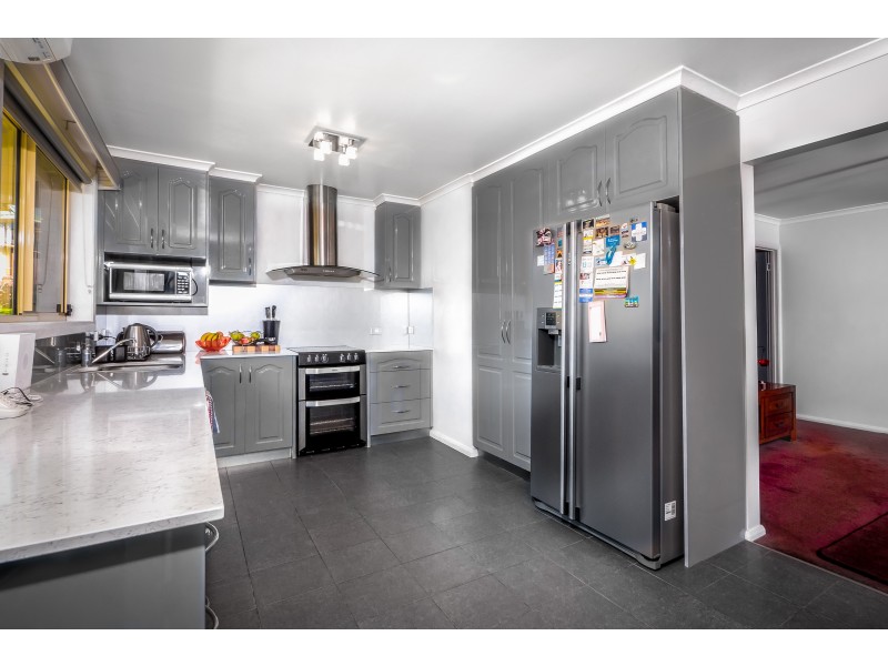 8 Taree Street, Chigwell TAS 7011