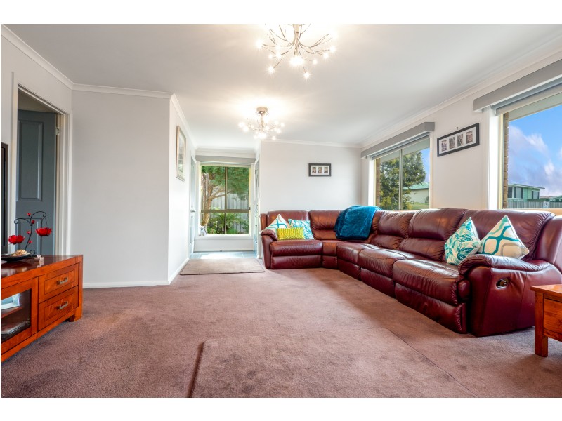 8 Taree Street, Chigwell TAS 7011