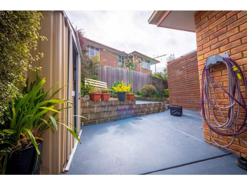 8 Taree Street, Chigwell TAS 7011