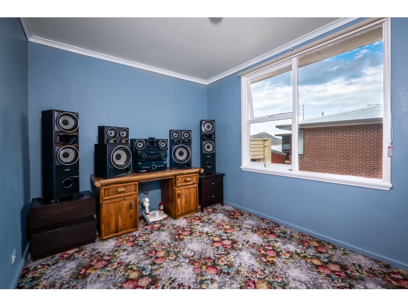 4 Bradfield Street, Claremont TAS 7011