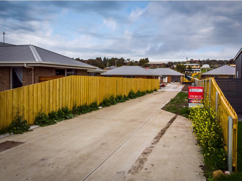 2/62B Racecourse Road, Brighton TAS 7030