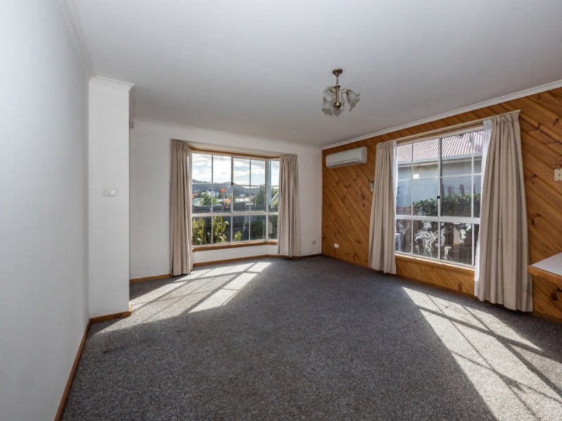 2/77 Howard Road, Goodwood TAS 7010