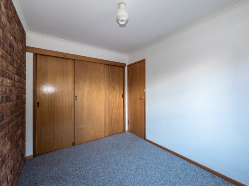 2/77 Howard Road, Goodwood TAS 7010