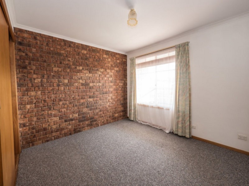 2/77 Howard Road, Goodwood TAS 7010