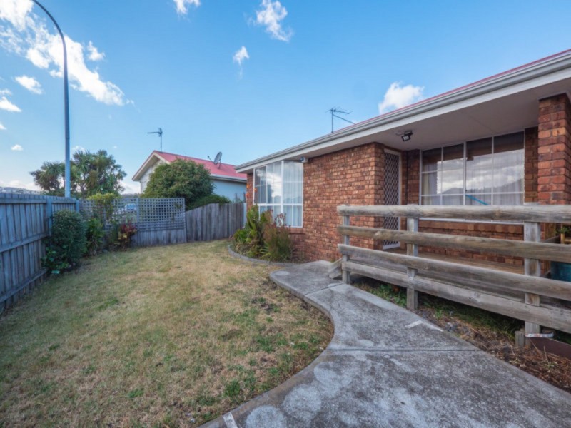 2/77 Howard Road, Goodwood TAS 7010