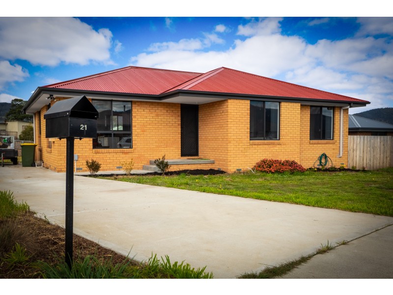21 Barrob Street, Old Beach TAS 7017