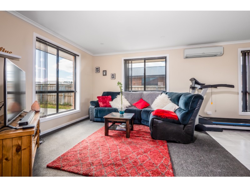 21 Barrob Street, Old Beach TAS 7017