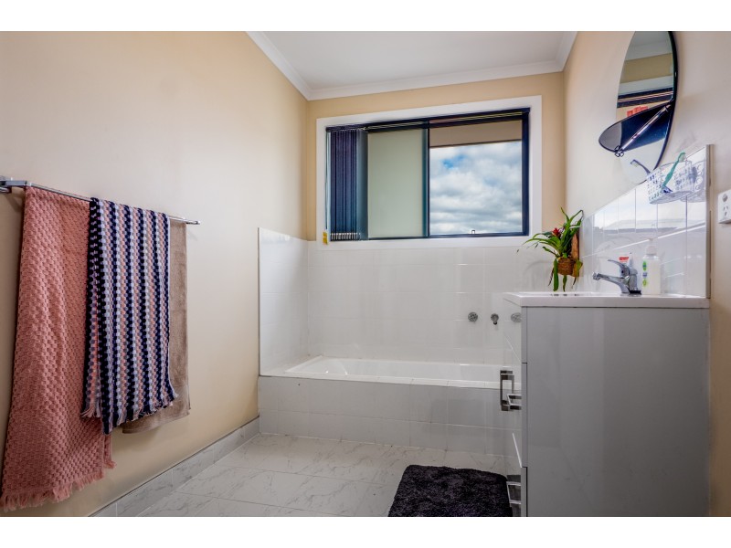 21 Barrob Street, Old Beach TAS 7017