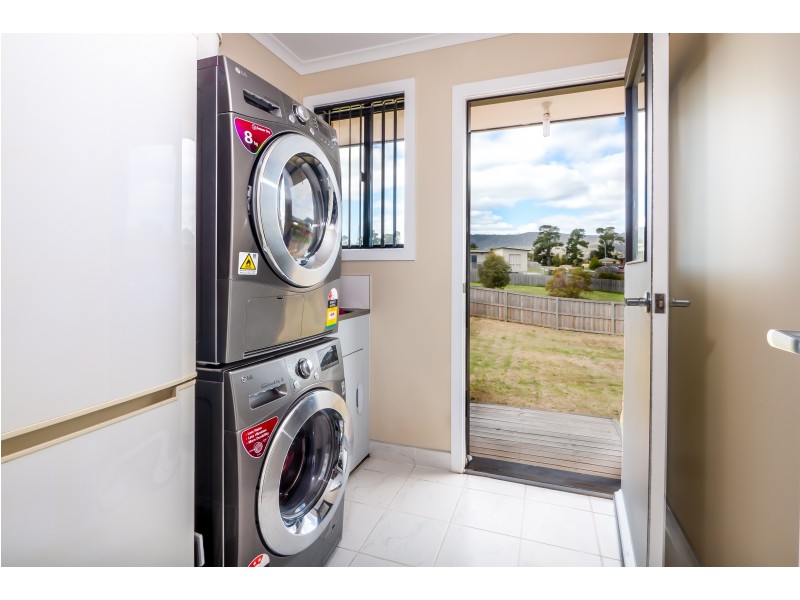 21 Barrob Street, Old Beach TAS 7017