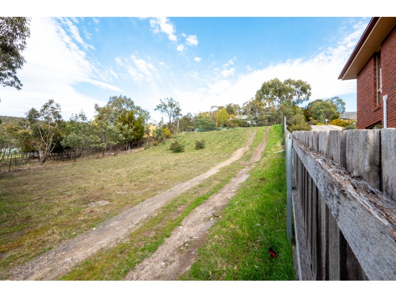 9 Elliston Street, Claremont TAS 7011