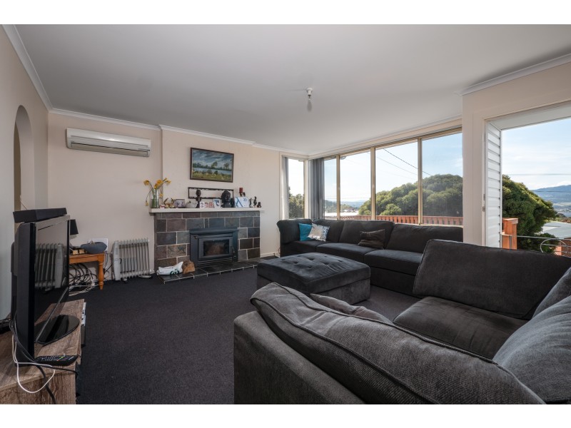 6 Esdaile Street, Claremont TAS 7011
