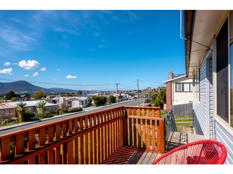 6 Esdaile Street, Claremont TAS 7011