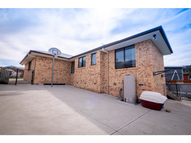 21 Cavenor Drive, Oakdowns TAS 7019