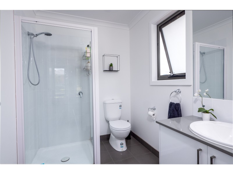 5 Barrob Street, Old Beach TAS 7017