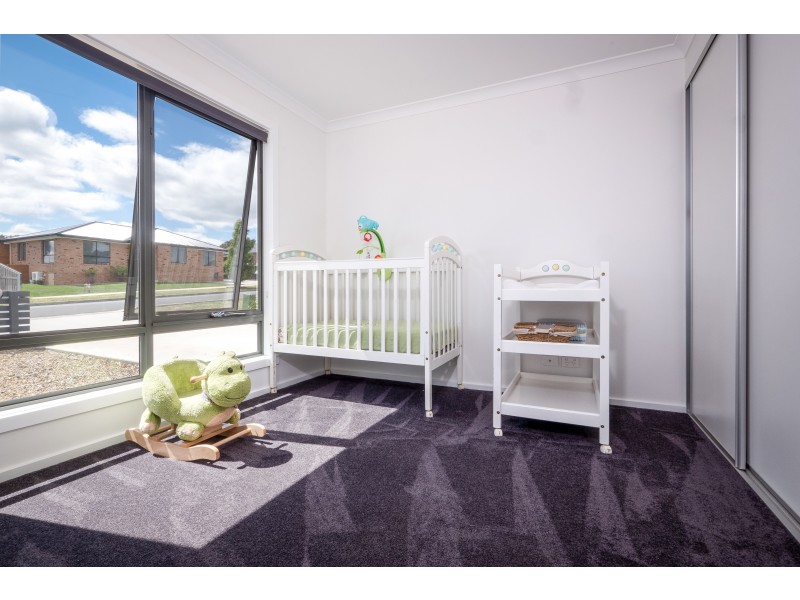 5 Barrob Street, Old Beach TAS 7017