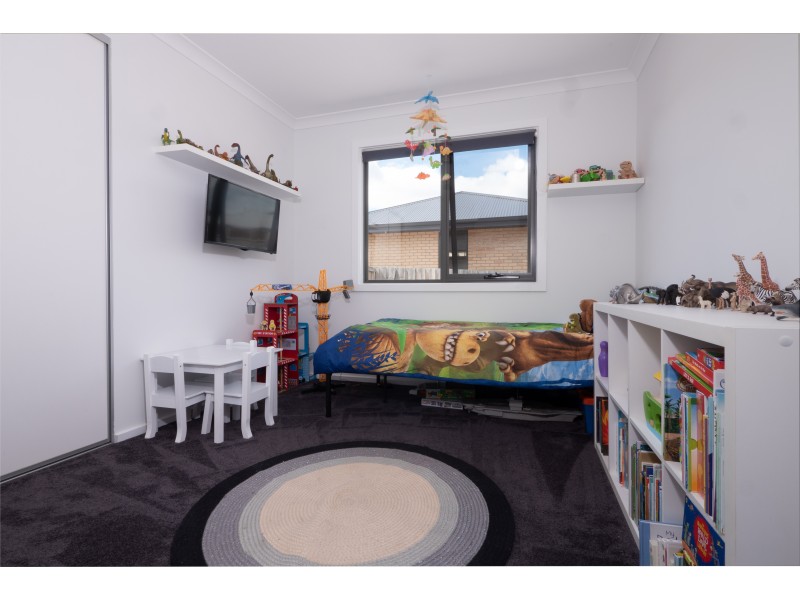 5 Barrob Street, Old Beach TAS 7017