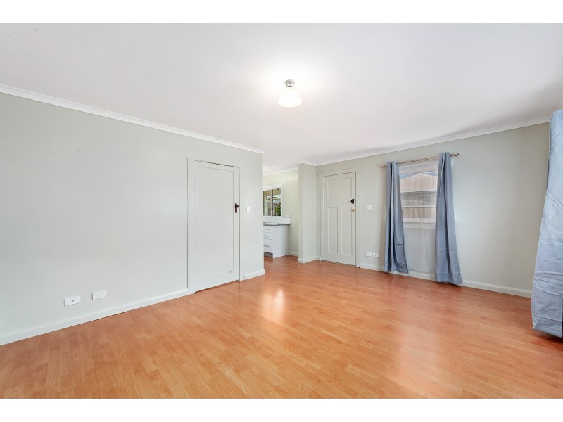 1/24 Herbert Street, Montrose TAS 7010