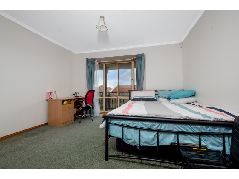 7 Buckingham Drive, Howrah TAS 7018