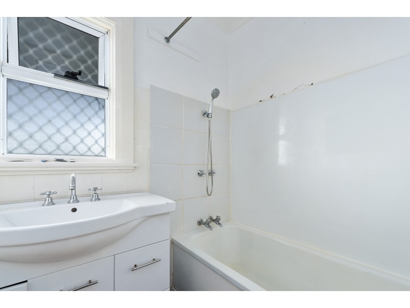 1 Paringa Road, Glenorchy TAS 7010