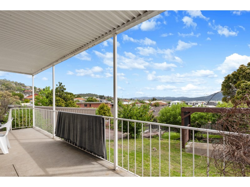 1 Paringa Road, Glenorchy TAS 7010