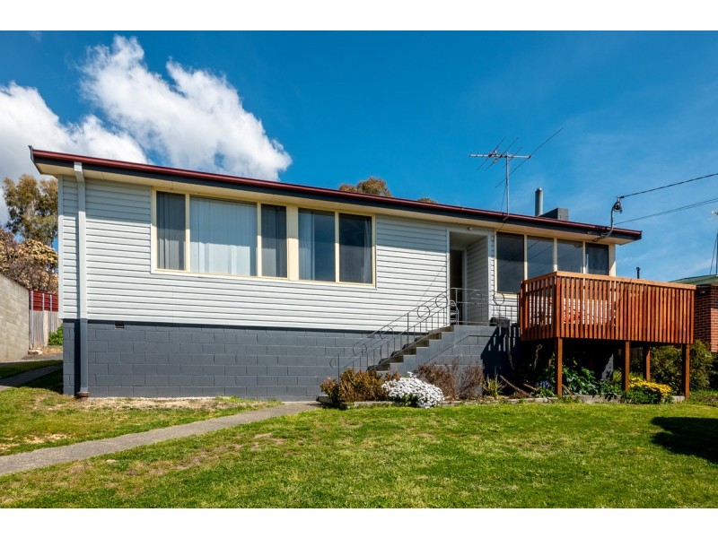 6 Esdaile Street, Claremont TAS 7011