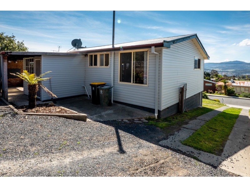 6 Esdaile Street, Claremont TAS 7011
