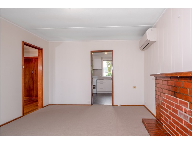 16 Free Street, Rokeby TAS 7019
