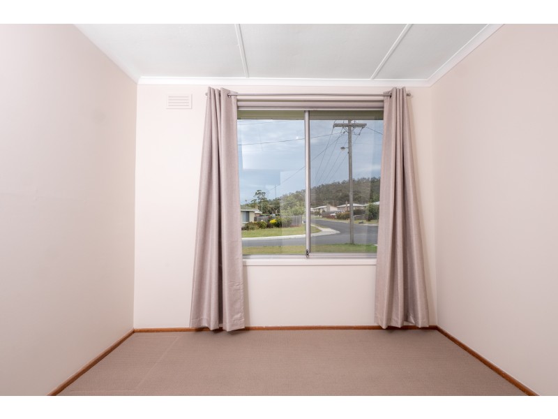 16 Free Street, Rokeby TAS 7019