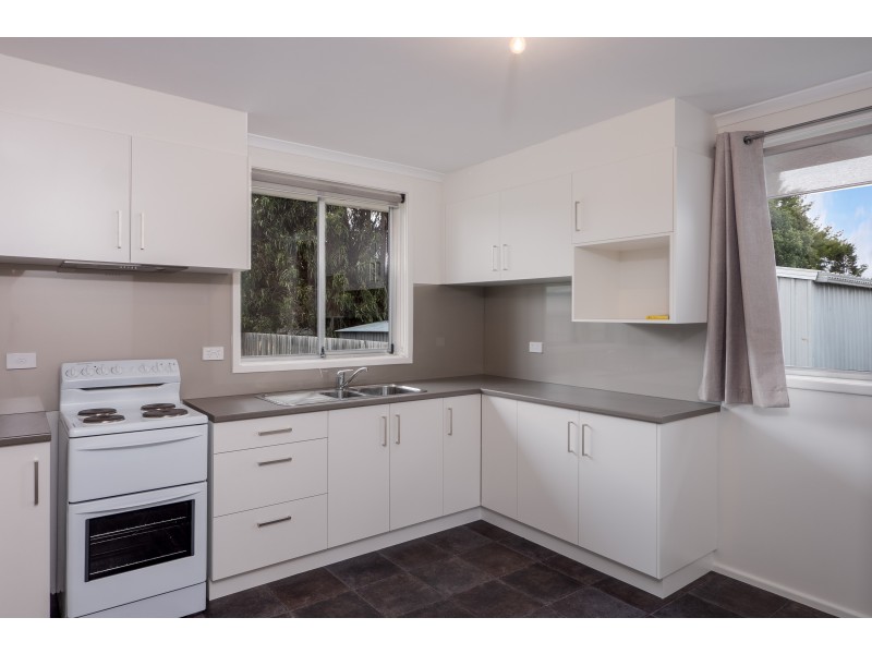 16 Free Street, Rokeby TAS 7019