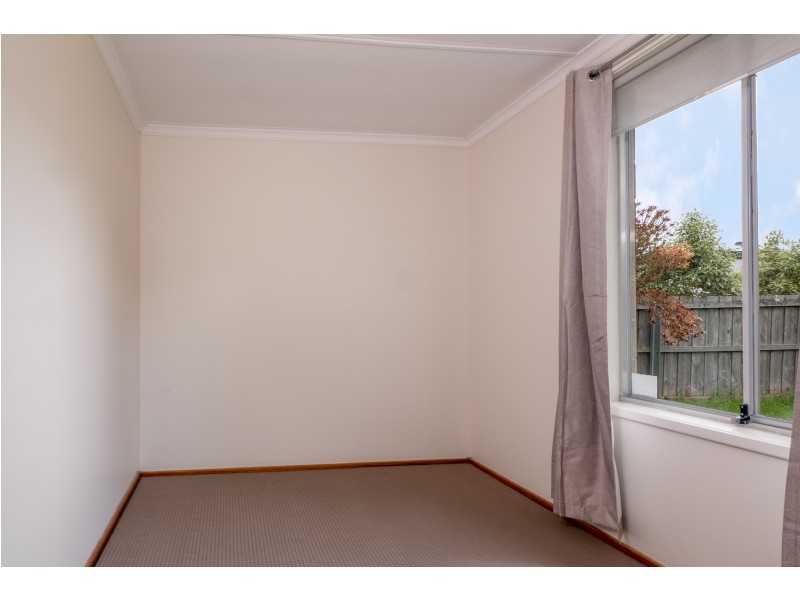 16 Free Street, Rokeby TAS 7019